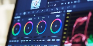 penggabungan banyak input ke 1 output